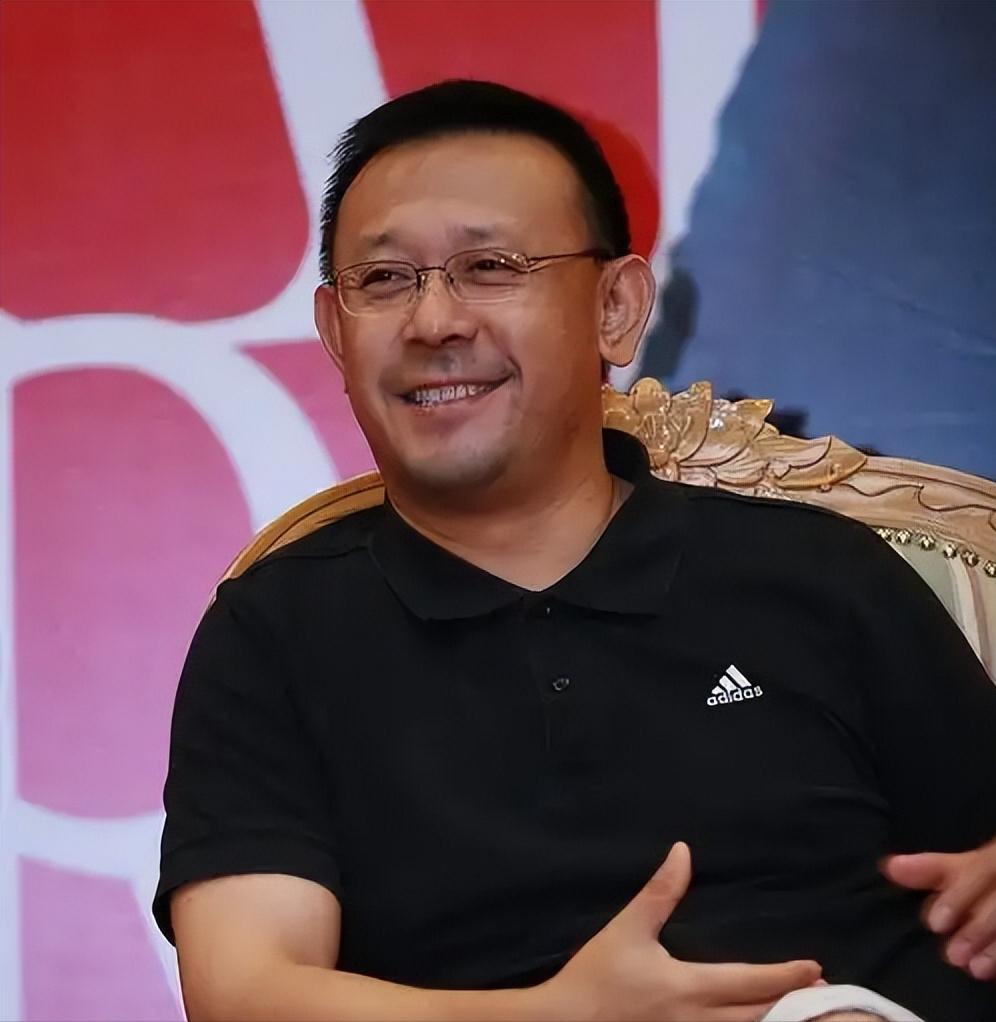 1994年，姜文掏出5万块拿下《父母爱情》版权，到手之后他越看越觉得亏大了，就找