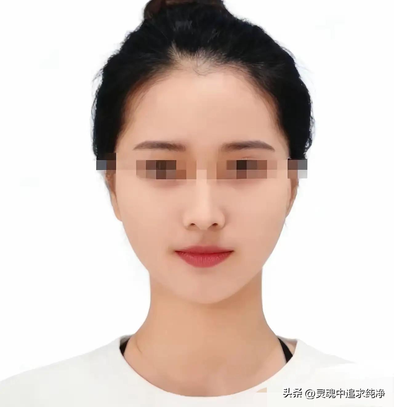 河北这事儿闹得挺尴尬的！！！！
一个男医生跟在校女大学生谈恋爱，21年处对象，2