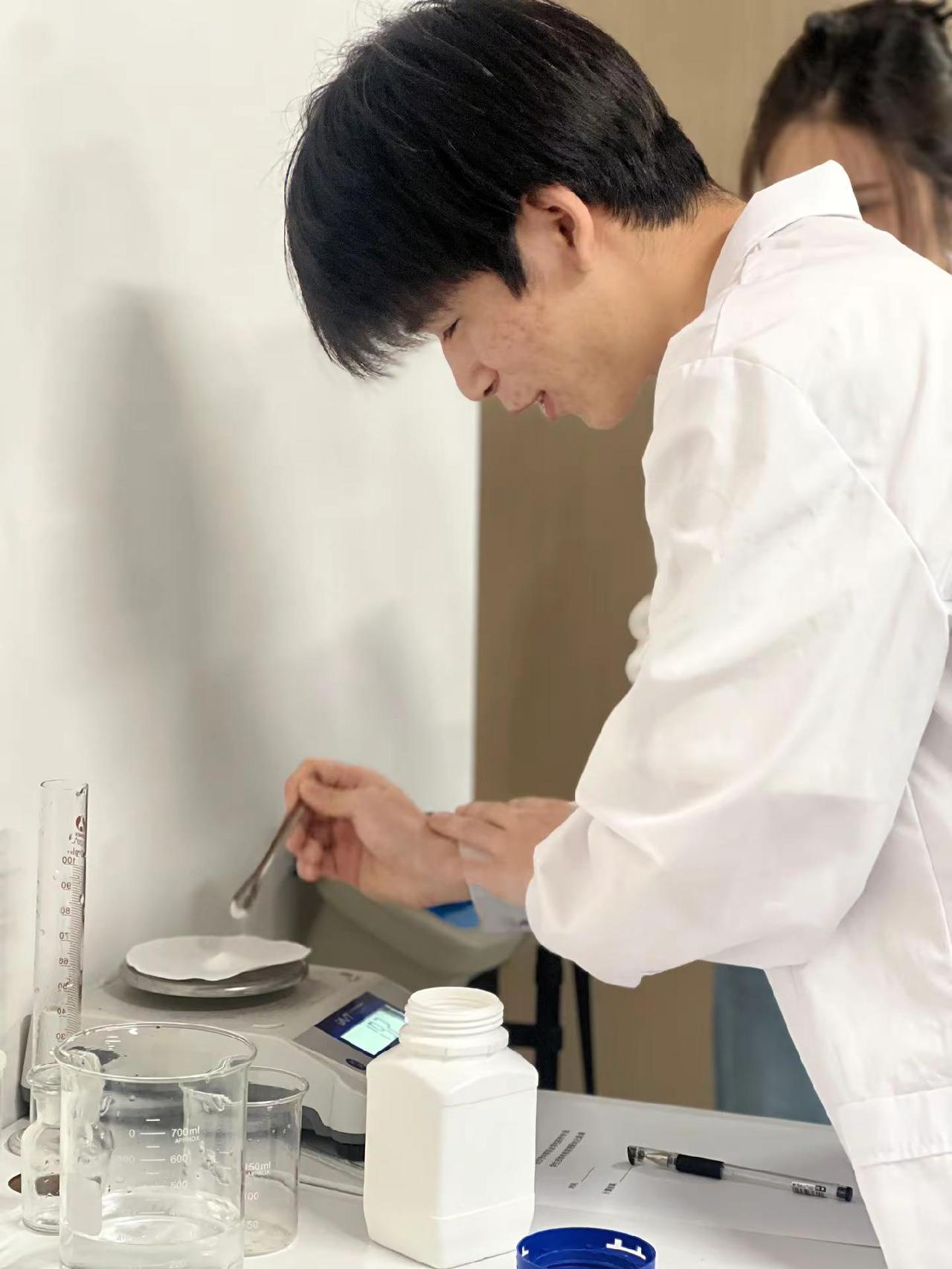 你认真的样子很帅