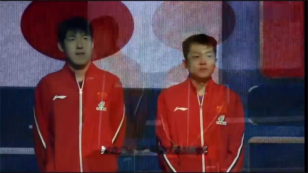亚锦赛闹乌龙！温瑞博袁励岑抗议颁奖放错国旗，解说盛赞两人反应