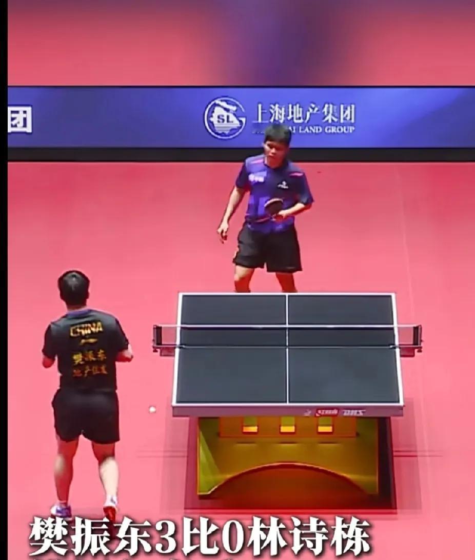 樊振东3:0胜林诗栋，赛后捡球细节太圈粉
 
乒超联赛上海地产vs黄石基地这一场
