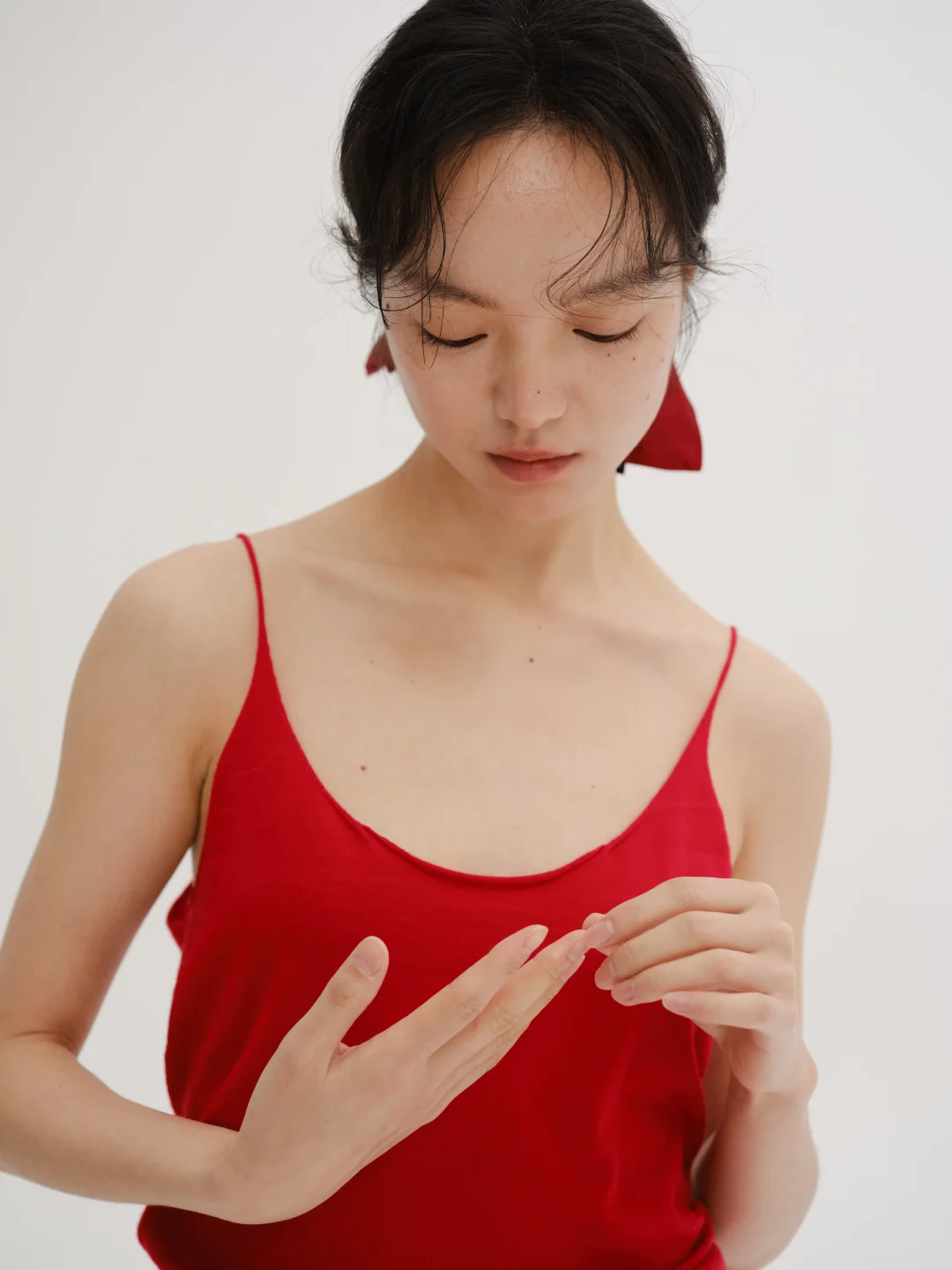 热烈的红和清冷的min