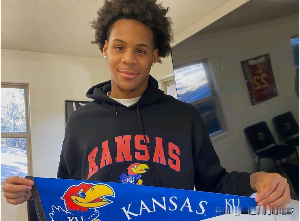 密苏里州Link Academy的球员与大学完成签约，2026届招生 堪萨斯Tr