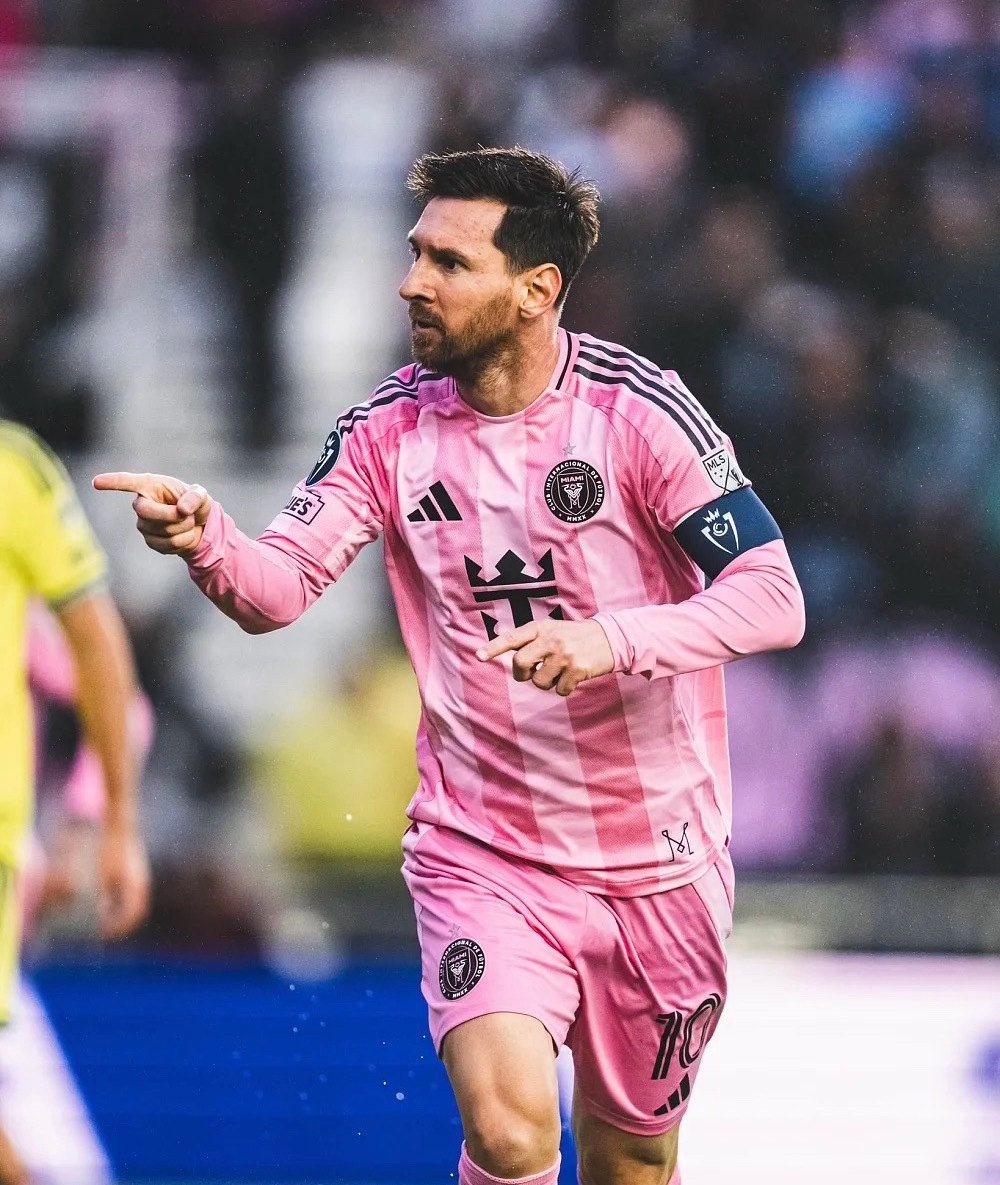 美冠杯1/8决赛次回合，迈阿密国际主场1-1战平纳什维尔，因客场进球劣势被淘汰。