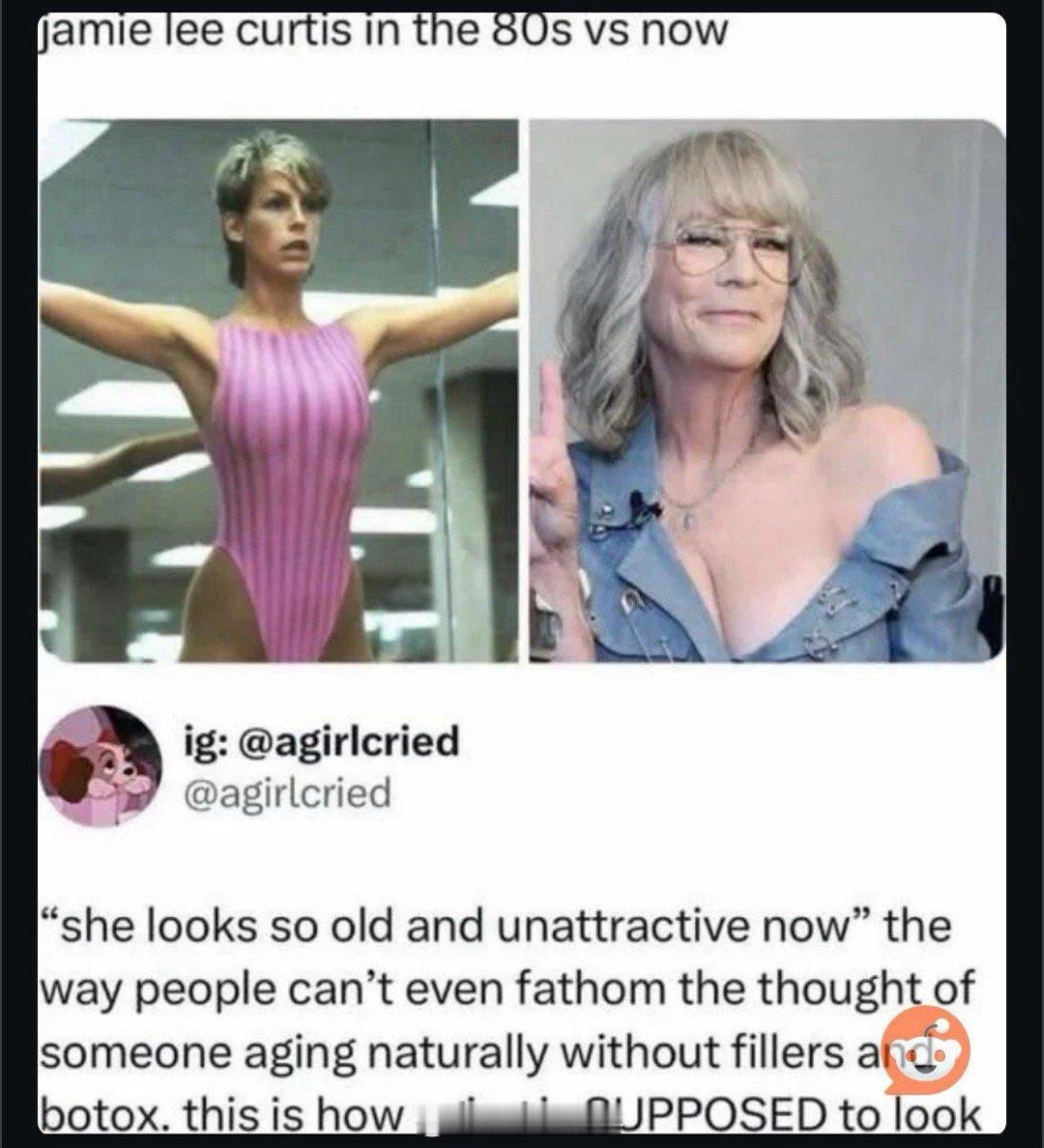 很多人习惯看到女明星通过整形、填充、滤镜保持“永恒少女感”。于是，当有人选择自然