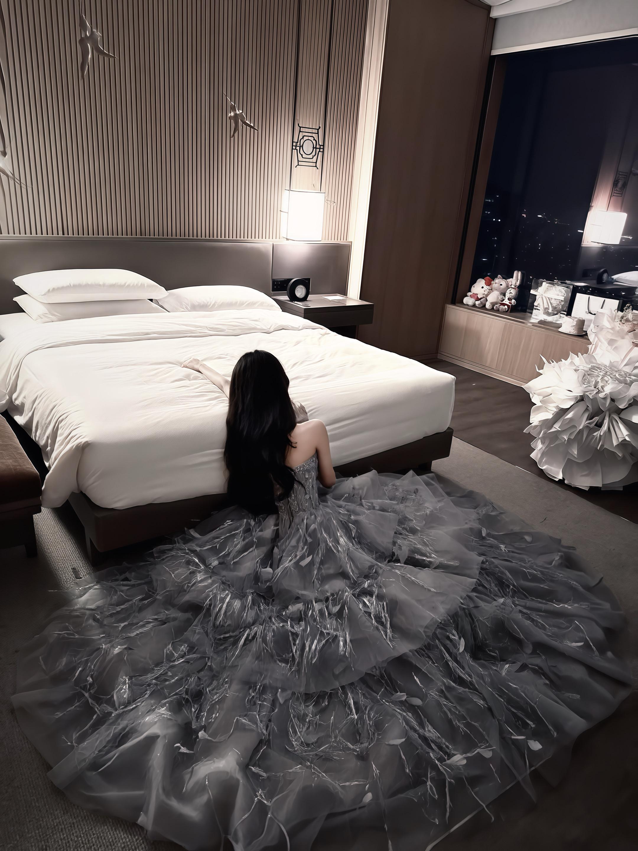 你说长痛不如短痛 我说短痛如鲠在喉 长痛细水长流