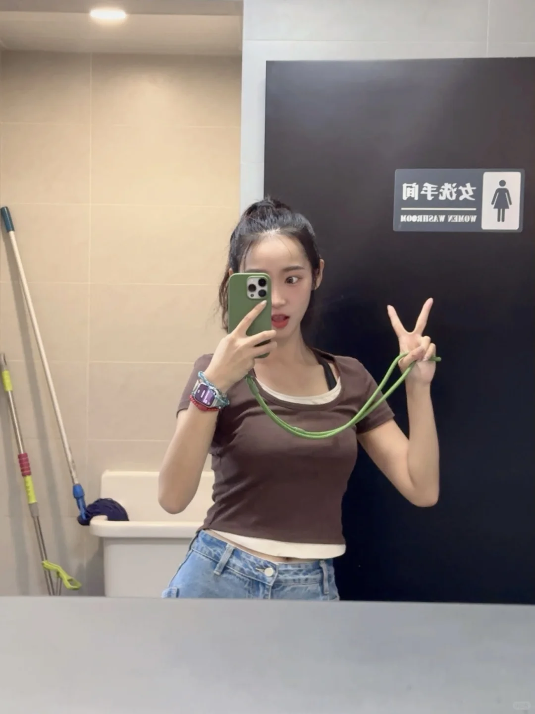周五周五，上班上班