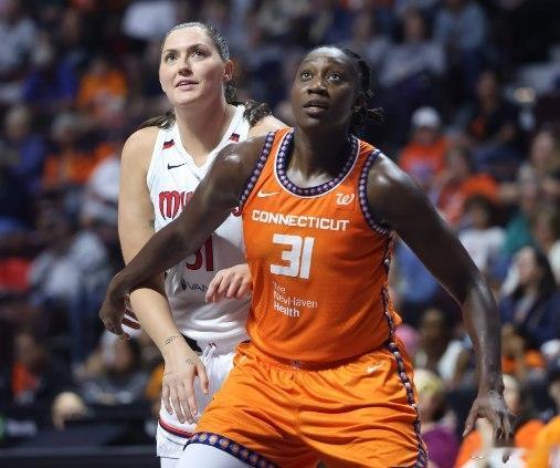 wnba篮球 康涅狄克太阳本赛季表现相当低迷，近期仍深陷联盟下游。球队攻防两端都