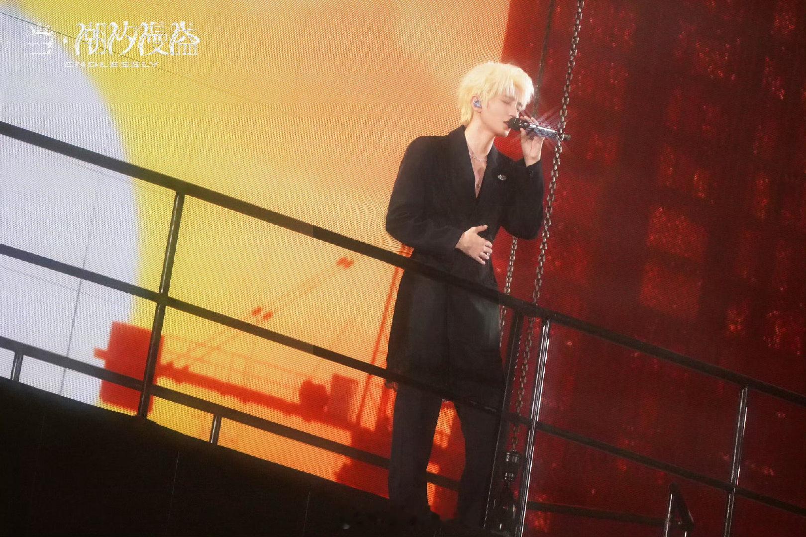 王俊凯抢的是演唱会站票 王俊凯抢的是演唱会站票！这张票最难抢了！ 