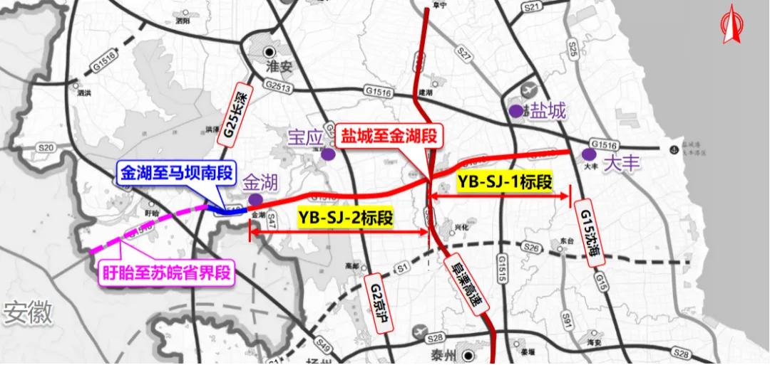 盐城市是江苏省区域面积最大的地级市，无论是高速路网还是高铁线路密度都很不高。因此