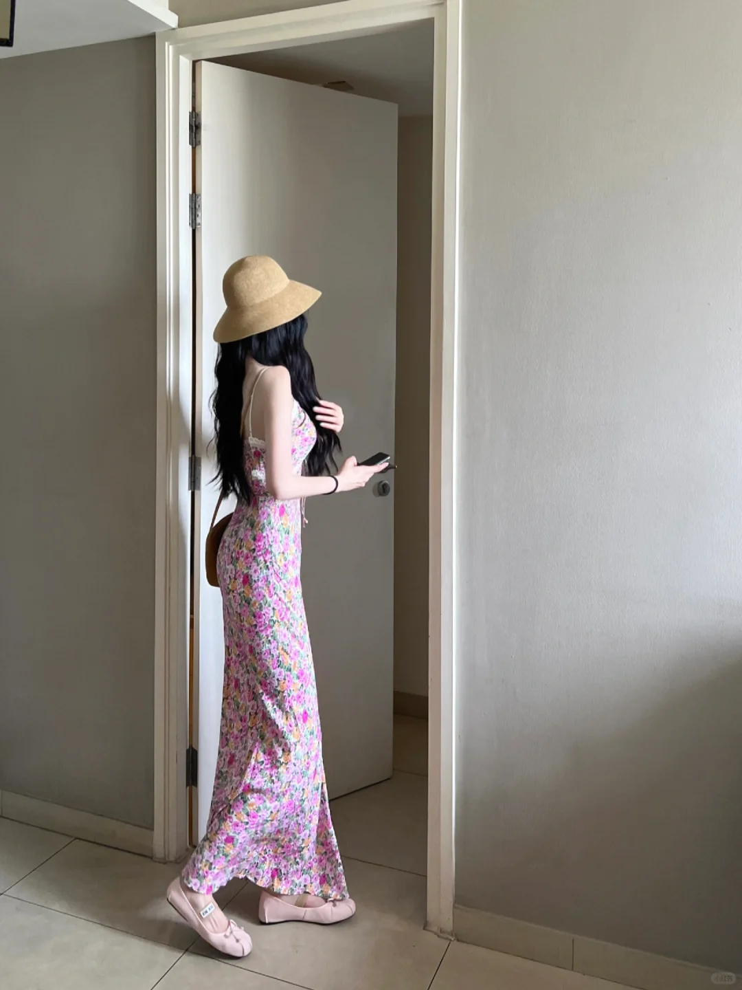 明天穿裙子还是裤子！