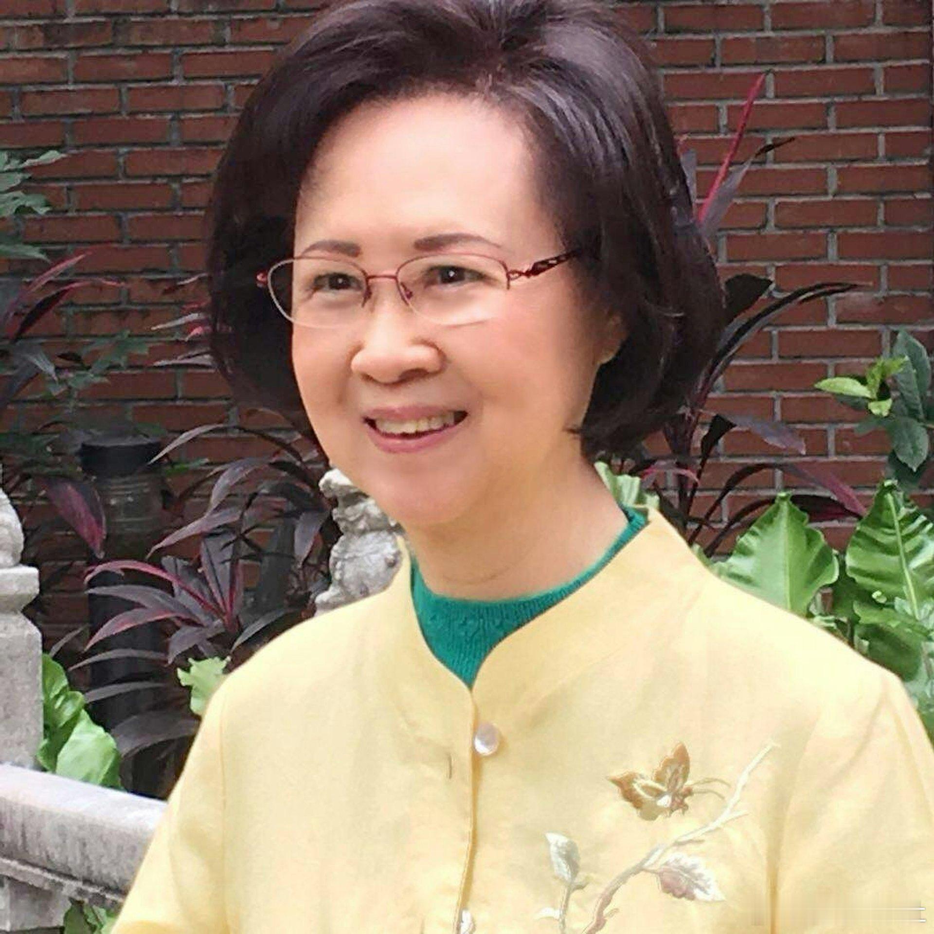 知名作家瓊瑤，12月4日下午驚傳在台北淡水區住宅輕生證實身亡，終年86歲，消息震