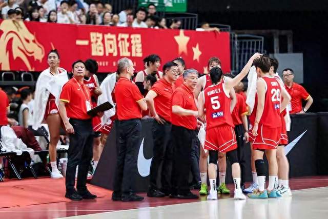 中国女篮对阵韩国女篮！12人名单没变，但首发阵容发生变化 ！