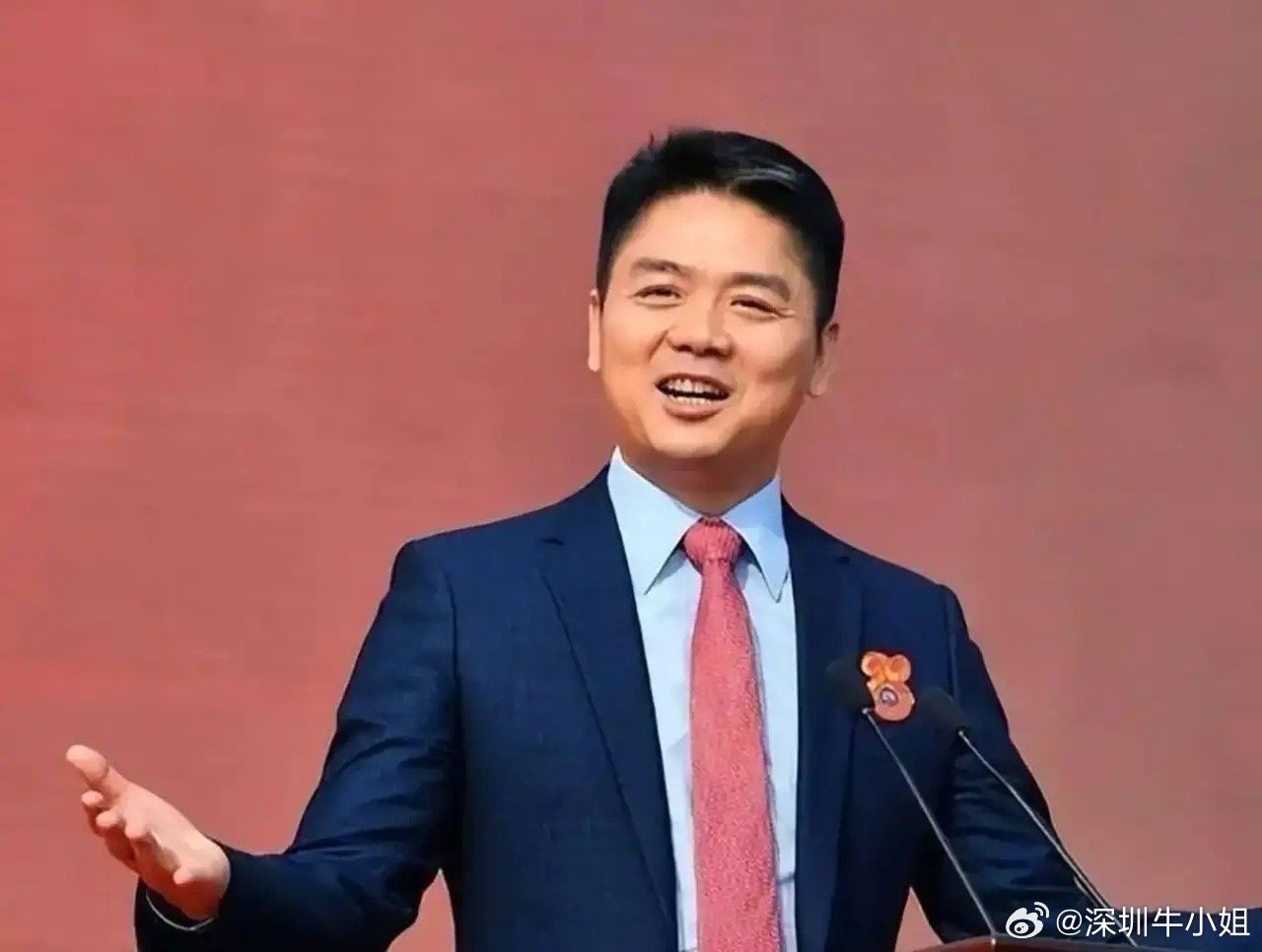 我可以接受刘强东已经百亿身家，也可以接受他是大佬，但我实在不理解，他都这么厉害了