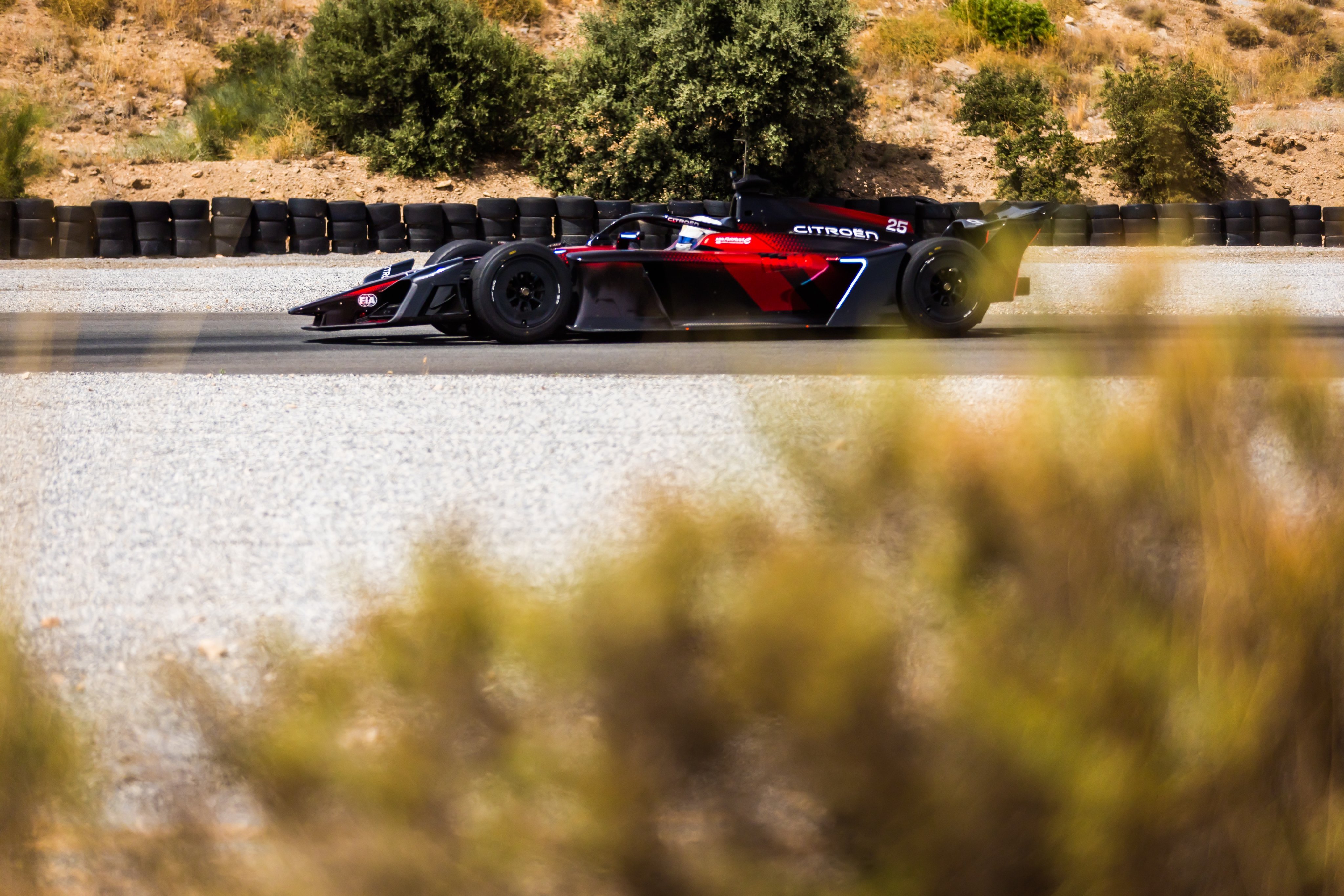FormulaE2026FE电动方程式东京站 在测试的雪铁龙 Gen4 赛车 