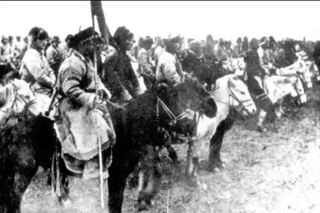 洮南有个大土匪朱瑞，出身是伪满国高的教员，1945年朱瑞和日本特务修广瀚，旧官吏