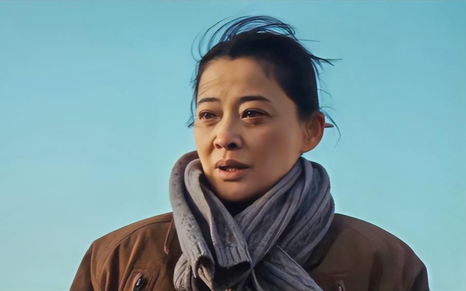 梅婷新剧再演妈
梅婷50岁事业走高，《生命树》搭档杨紫、胡歌登央视八套。剧集聚焦