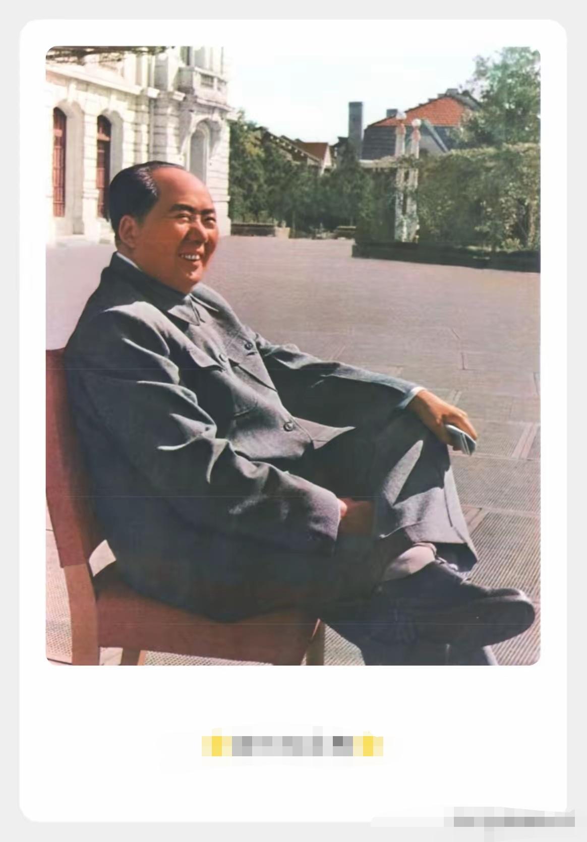 毛主席纪念堂该不该建？其实人民已经给出了最好的答案。

每天清晨，天安门广场南侧