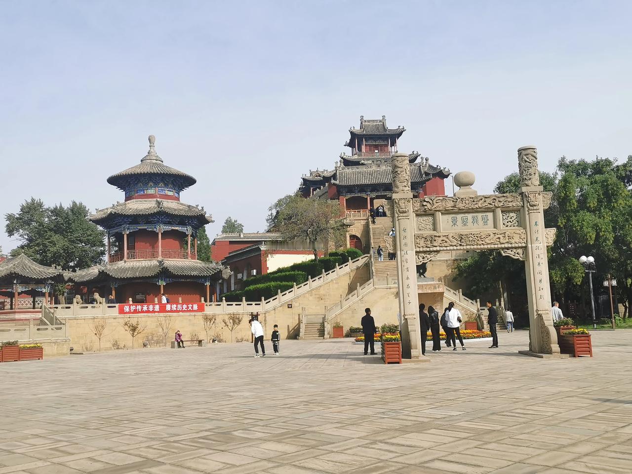 #看看你们拍的古楼#
米脂李自成行宫