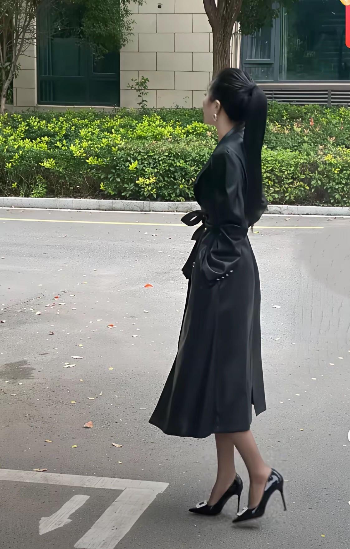 你们就说，阿姨飒不飒吧！