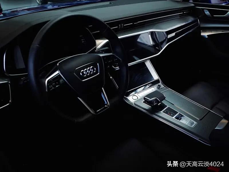 全新国产奥迪A6L来了 全新国产奥迪A6L正式登场，这40万级豪华车市场可真是卷