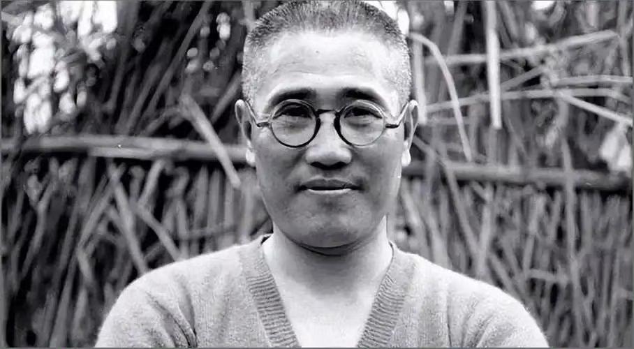 廖耀湘自律近乎严苛，不沾烟酒赌色，清廉自持，蒋百里评价他是蔡锷之后湘军第一人，谢