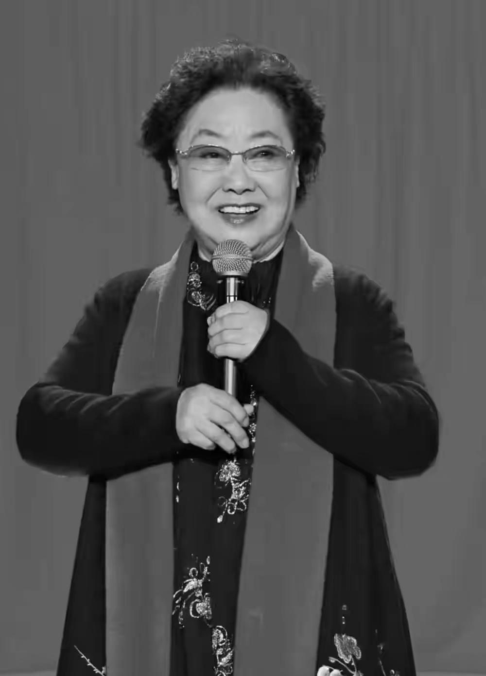 央广网：著名歌剧表演艺术家郭兰英同志，因病于2026年8月11日17时14分在广