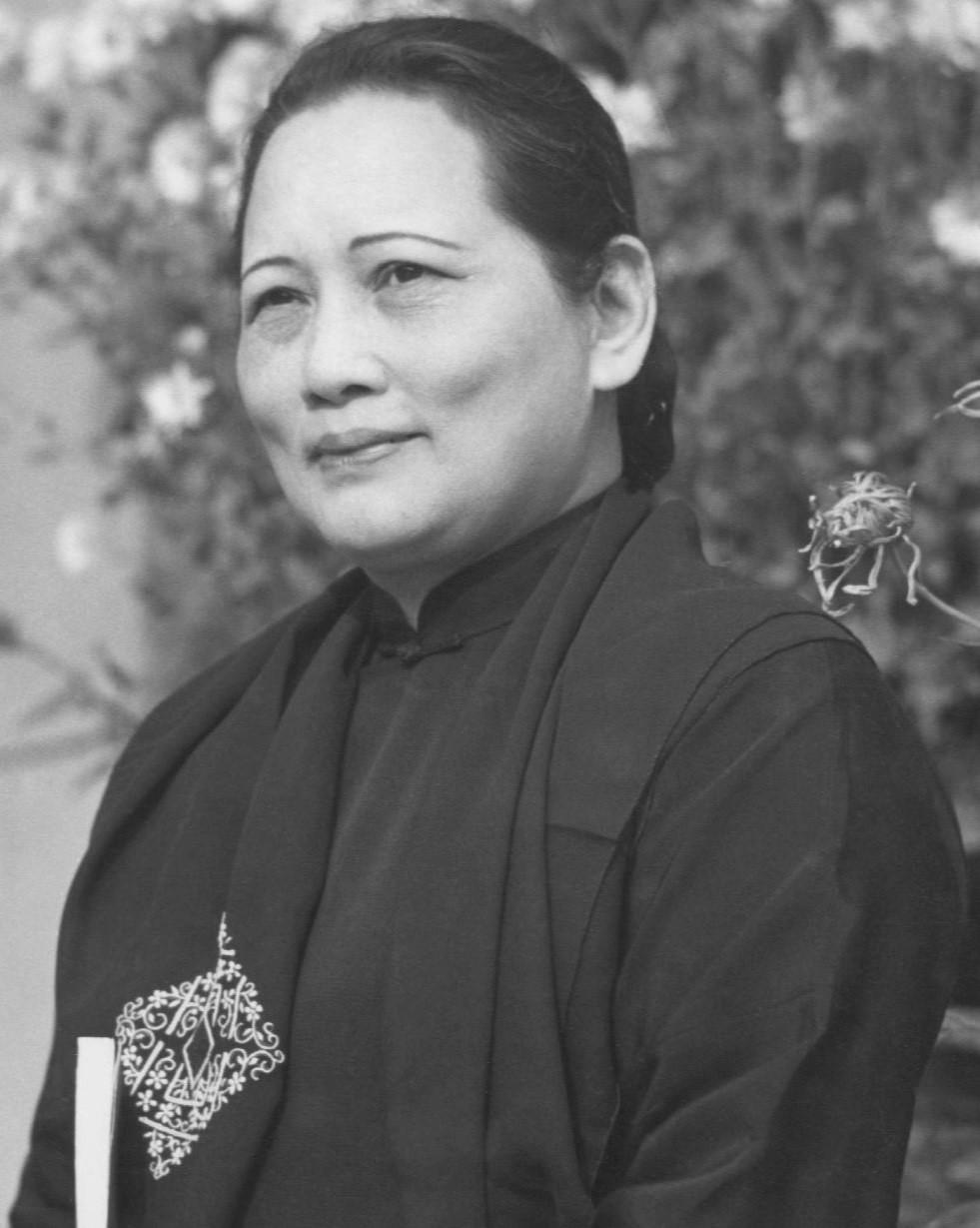 蒋介石败退台湾前，谁是他最想杀掉的人？[听歌]

1949年深秋的南京，蒋介石在