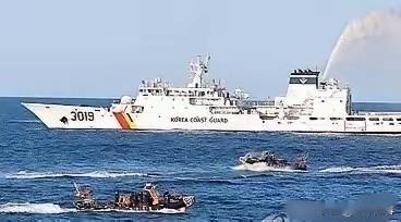 5月9日据韩联社消息，韩国海警在仁川白翎岛附近海域，以非法越界捕捞为由查获两艘我