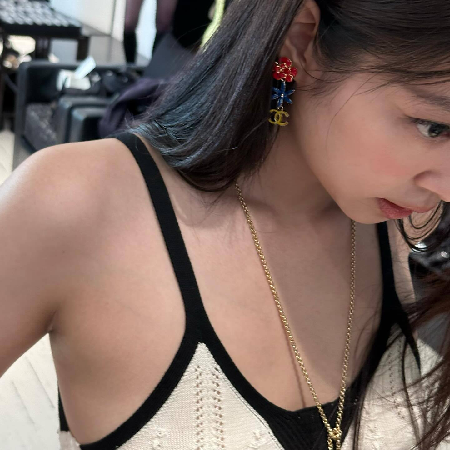 Jennie在巴黎～ ​​​