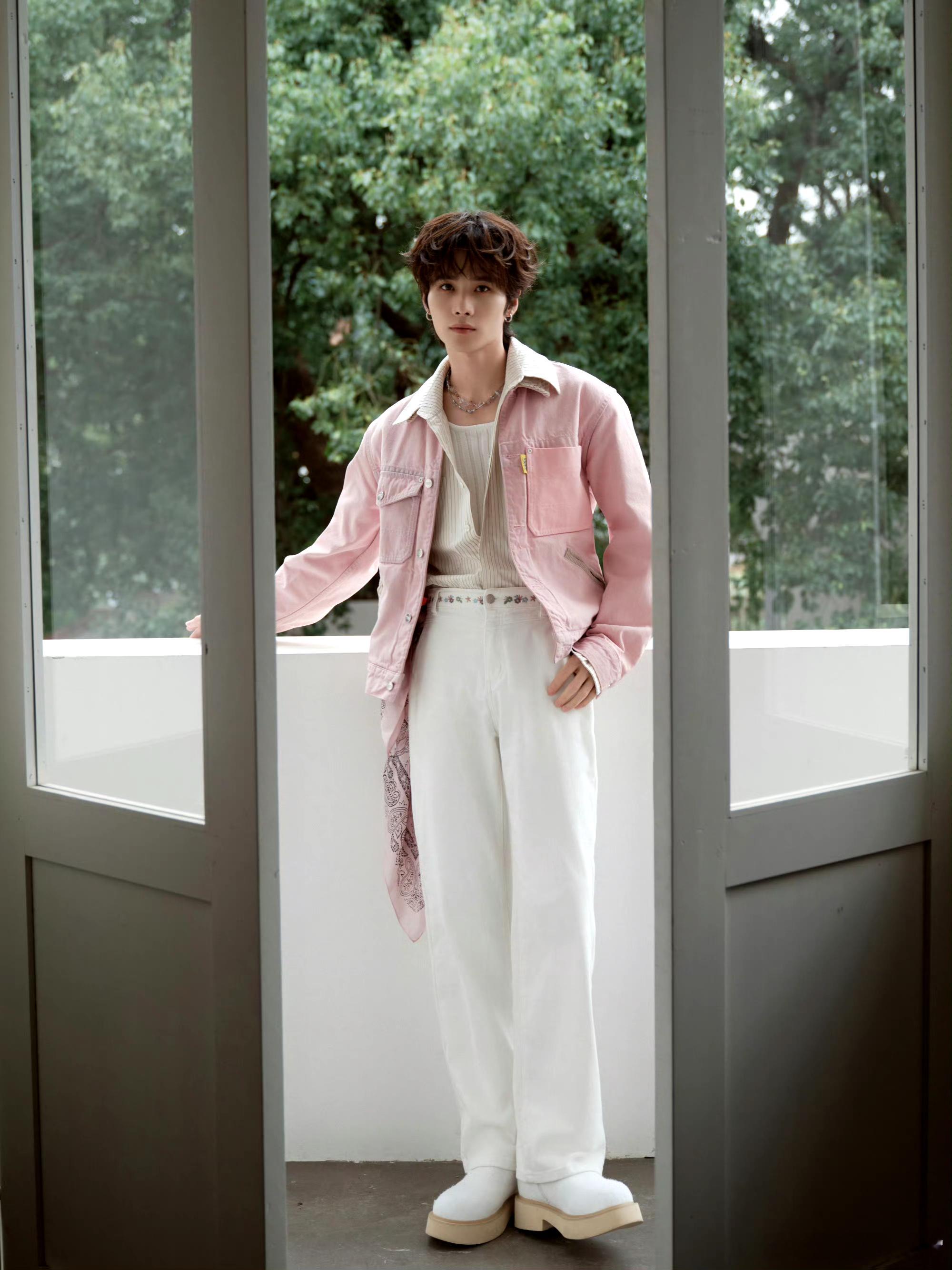 井胧说走到今天算运气好我们的爸爸 就算运气送他上路，能一直走下去，靠的还是作品和