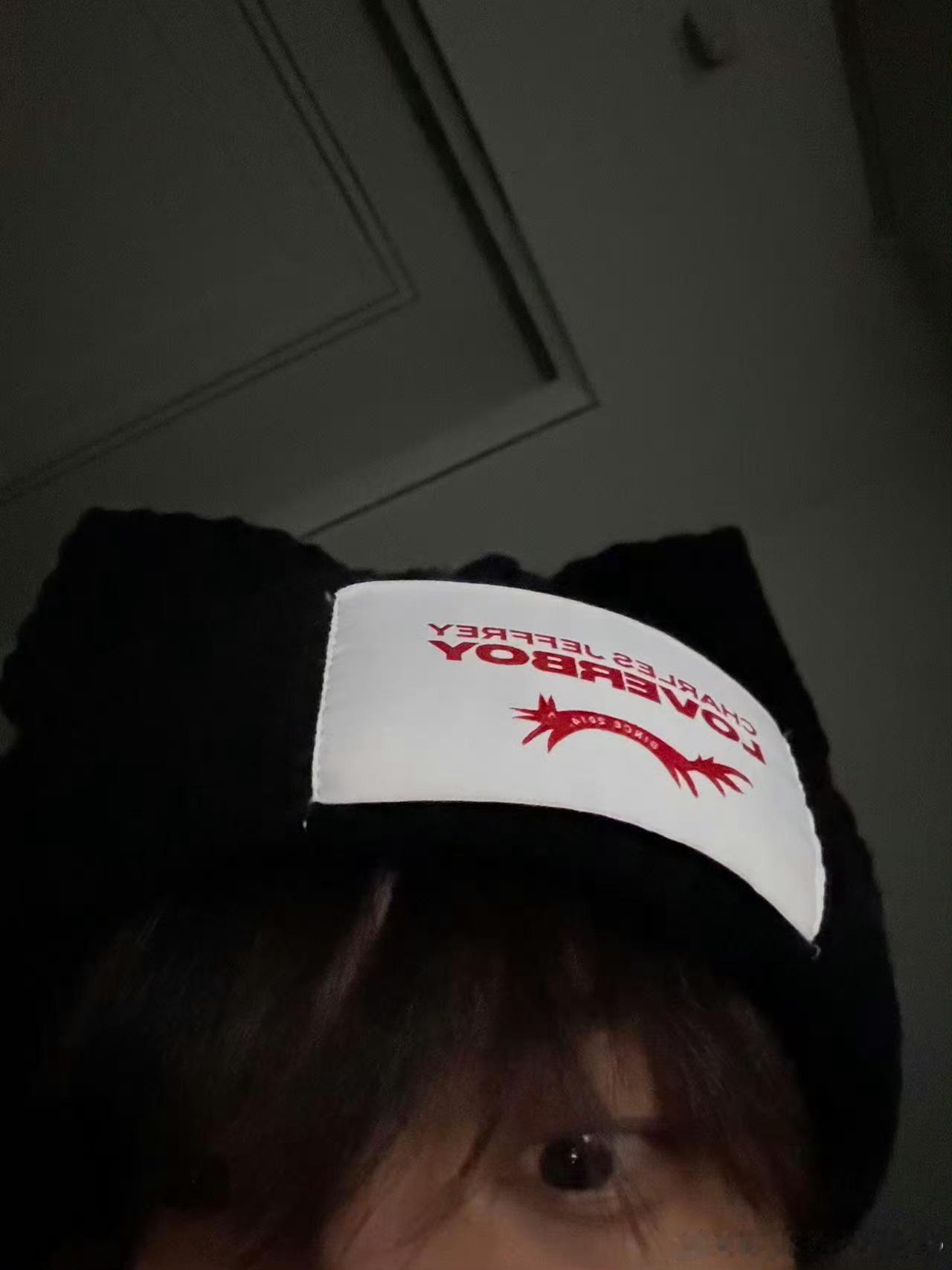 张子墨 谁家猫猫跑出来了！