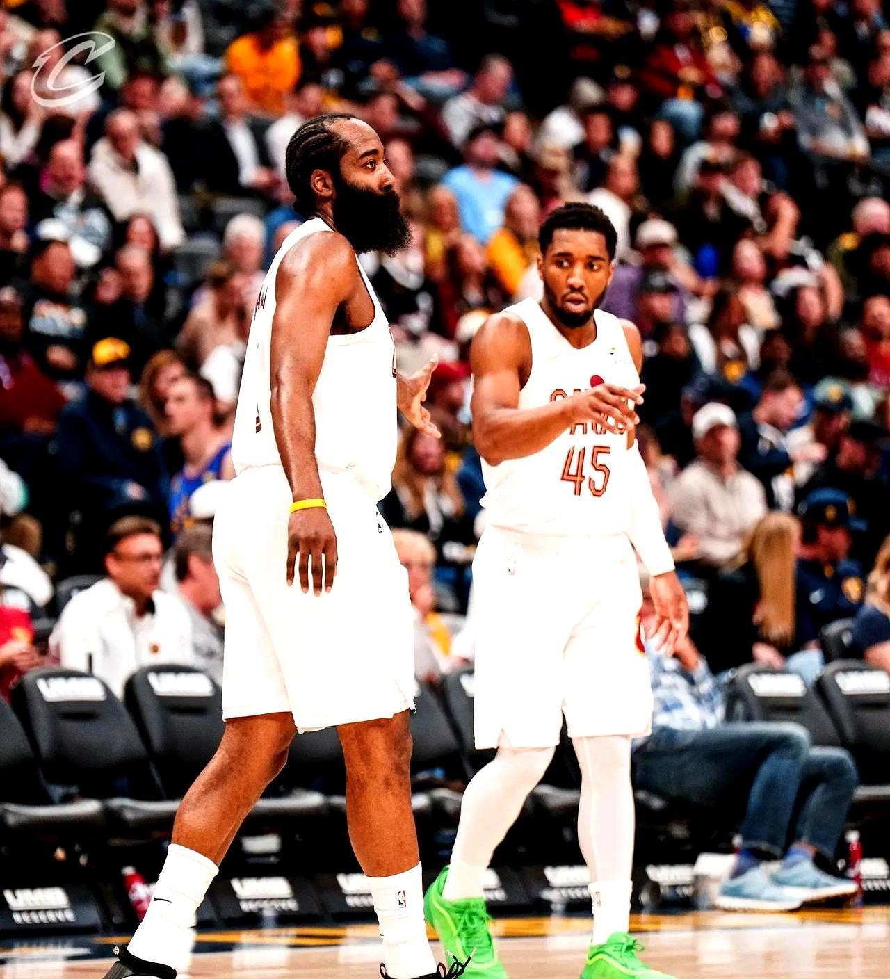 骑士疯了？拿26岁的全明星换36岁的哈登，结果5连胜，进攻效率联盟第一！
 
快