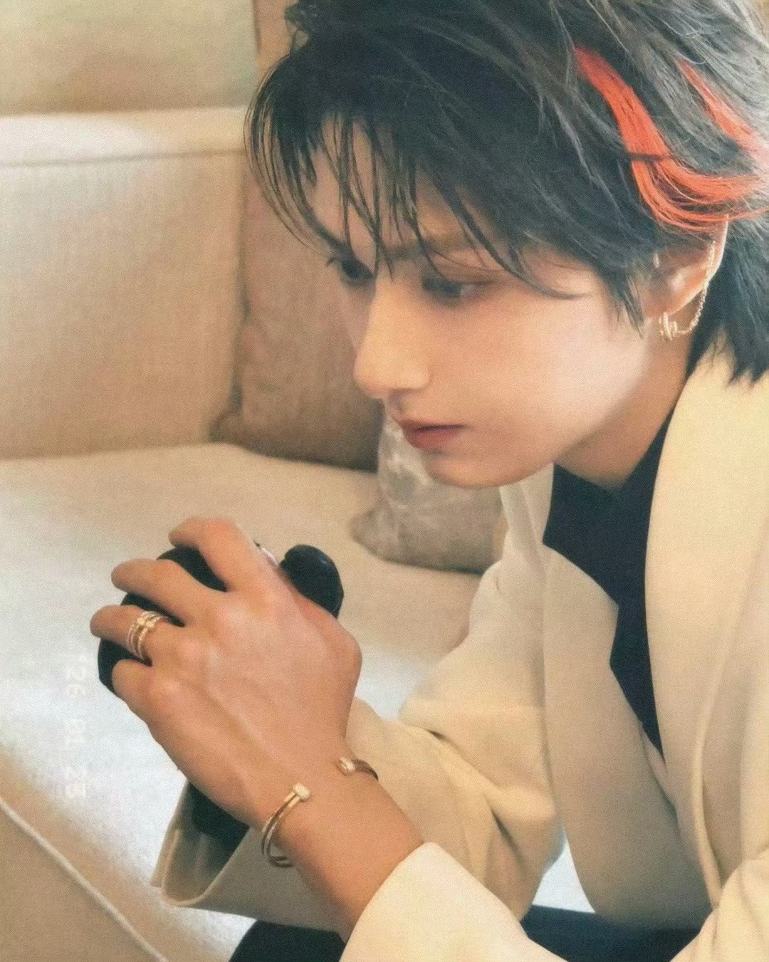 文俊辉骨节分明的手骨节分明的手让手控毫无招架之力，疯狂存图 