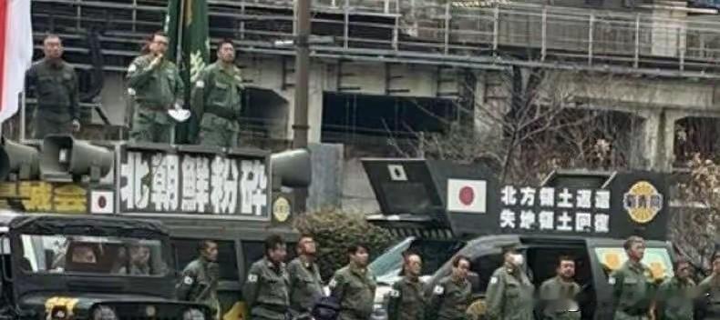 日本国内军国主义抬头的迹象愈发显著、浓烈！
这一现象并非仅针对中国，而是呈现全面