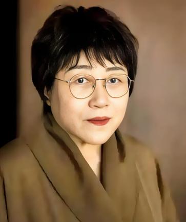 一位情感专家说：
“没有一个男人会放弃喜欢的女人，
如果他放弃你，只有一个原因，