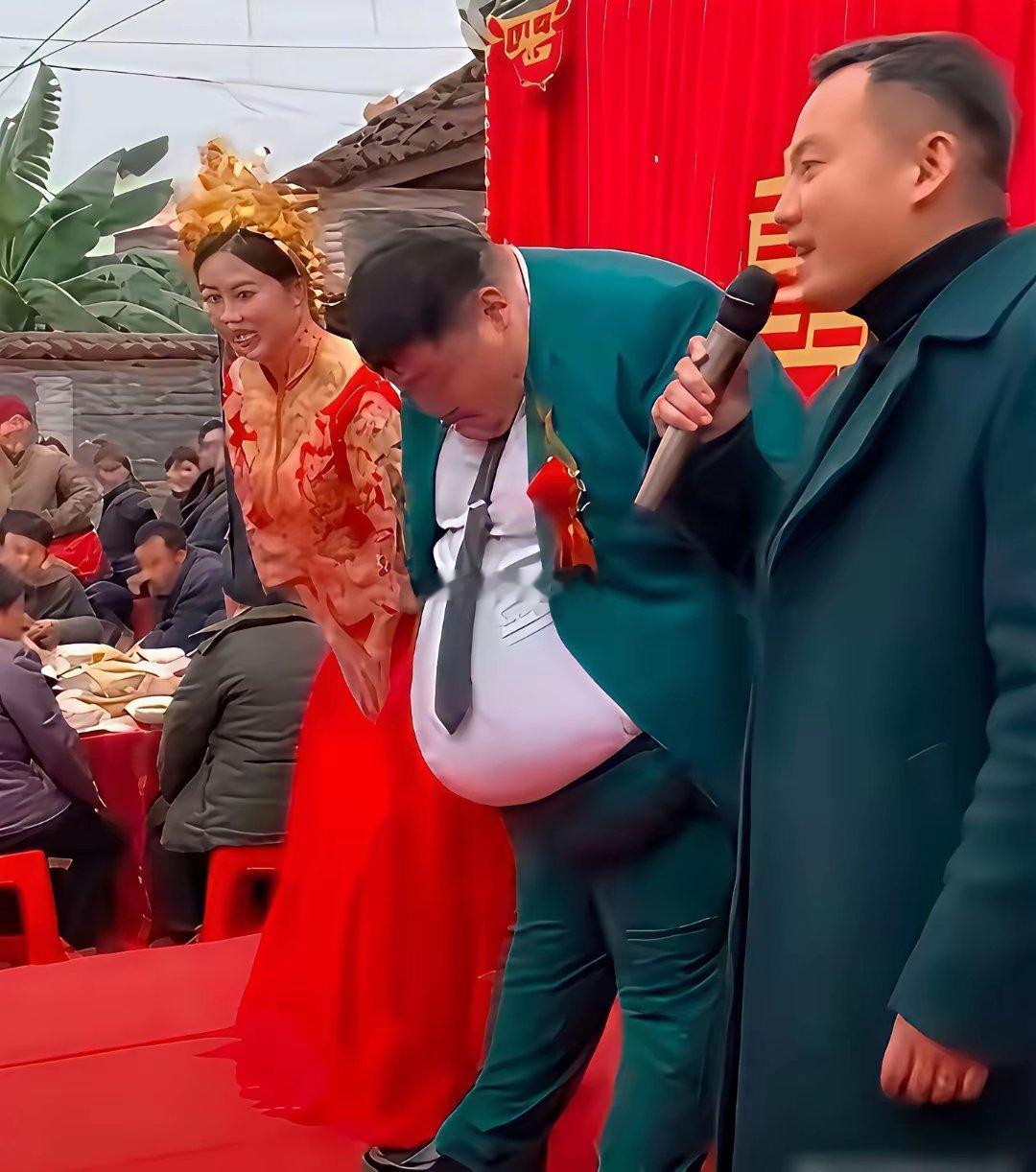 吃什么能胖成这样？太不可思议了 