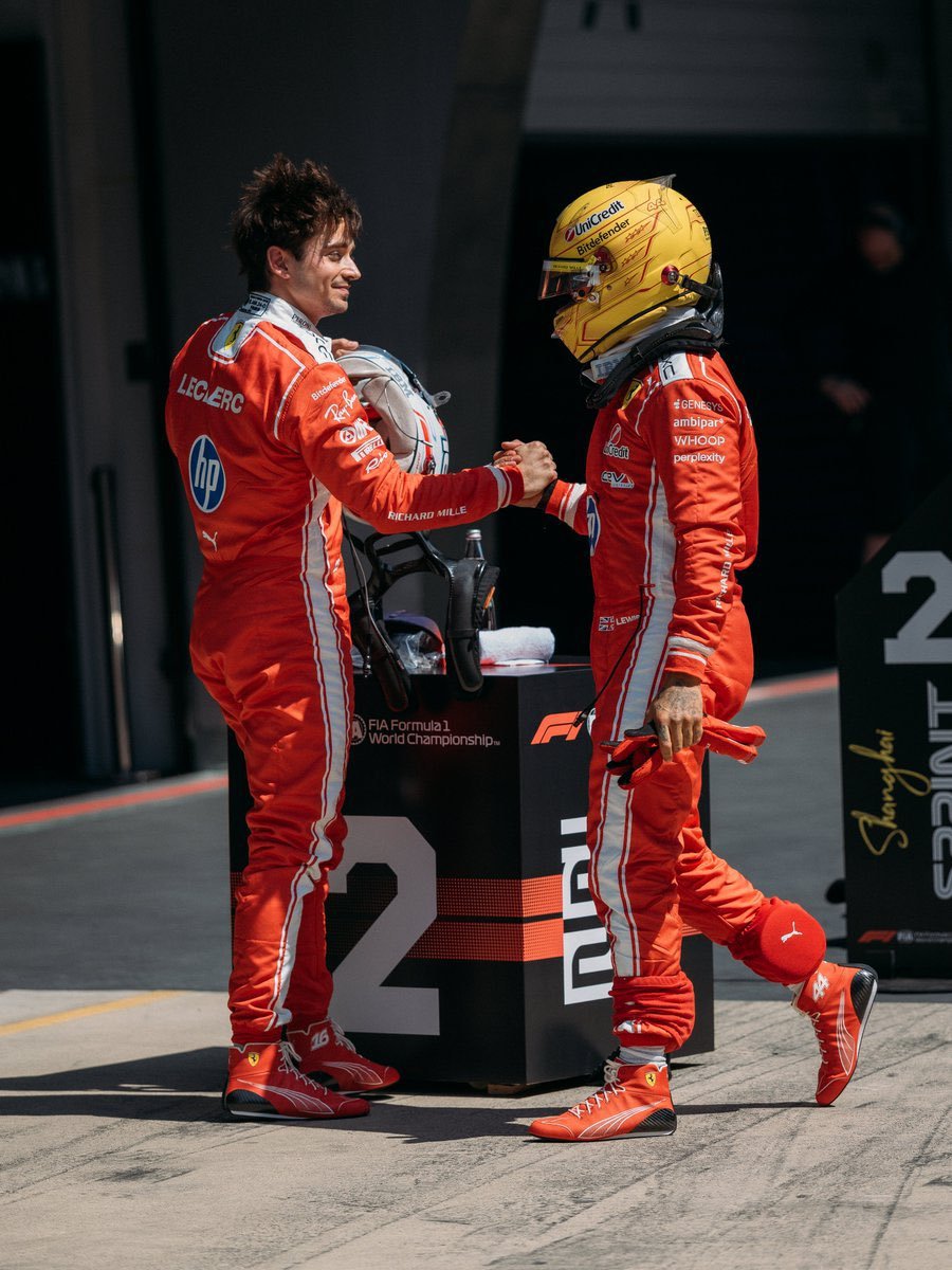 还是要恭喜法拉利上海站包揽P3和P4，老汉上领奖台，乐扣也拿到了“心仪”的位置，