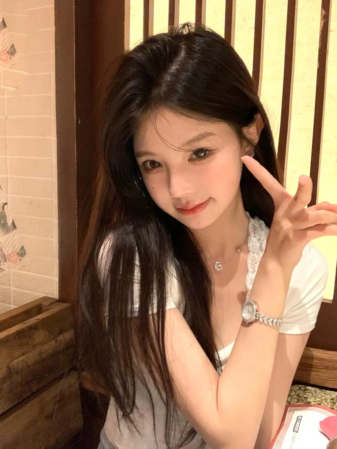 我们的感情好像跳楼机 分享照片 少女感 甜系女孩 氛围感的尽头是高糊