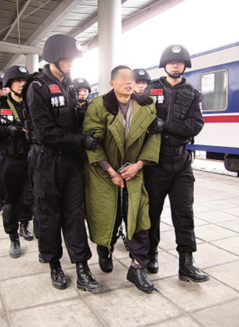 有免死金牌的杀人犯！
几年前，本地发生了一起故意杀人案，一名工作人员被罪犯残忍杀