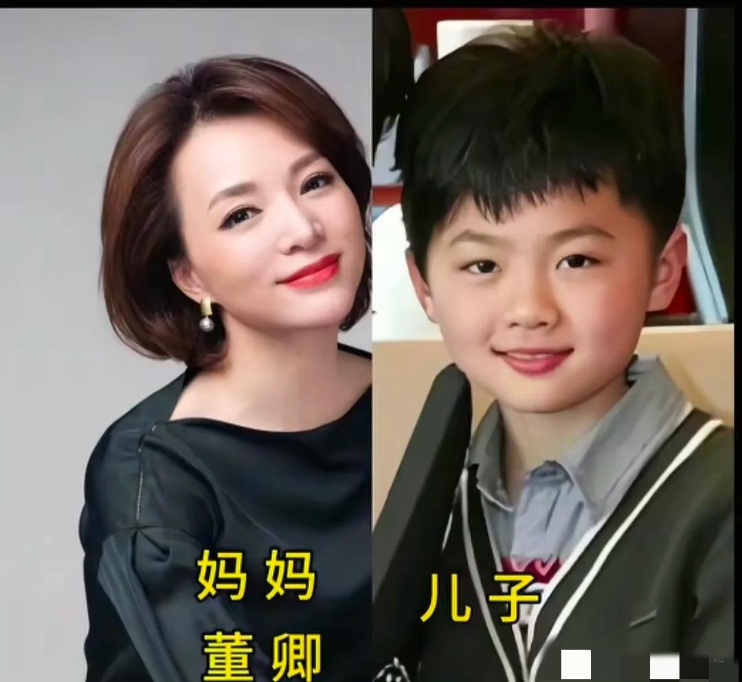 主持人与子女同框，就像一道靓丽的风景，画面暖心又吸晴。董卿与儿子，刘纯燕与女儿，
