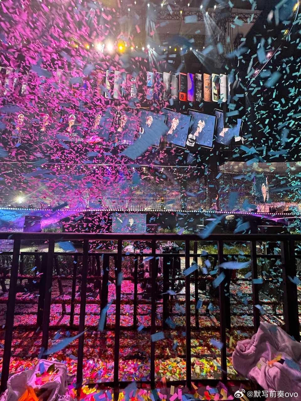抽4个人去看演唱会！酒店+机票+演唱会门票全包！不要的可折现6000元！想干嘛干