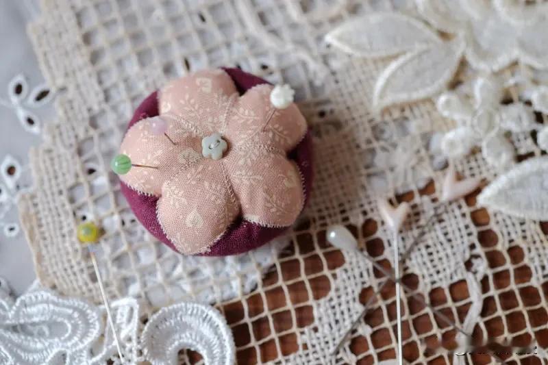 今日手工打卡：戳出一团软萌温暖
 
结束了忙碌的工作日，傍晚回到家，铺开早已备好