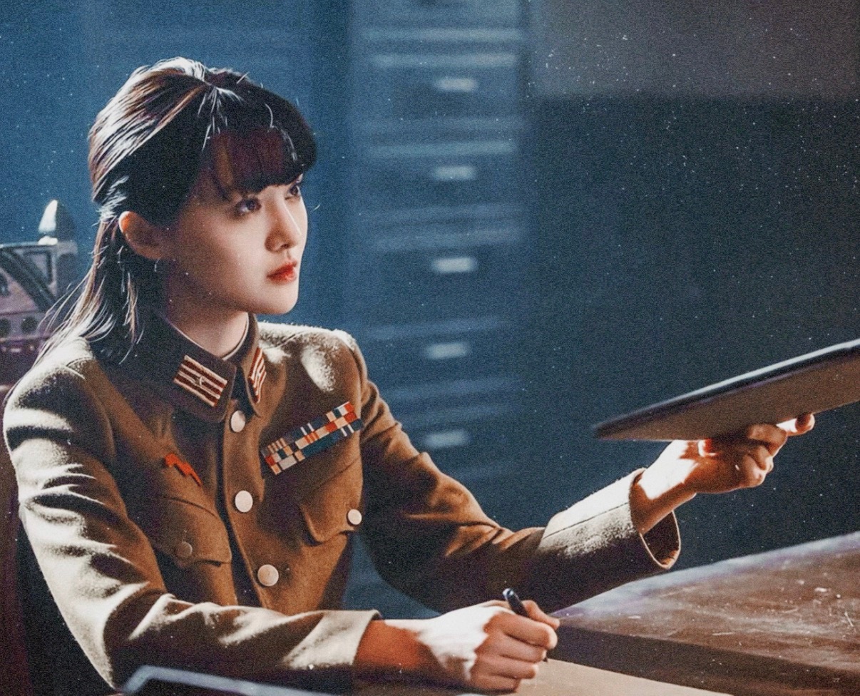 郑爽微微一笑很倾城[超话] 这辈子还能见到苏嘉蔓吗[泪奔] ​​​