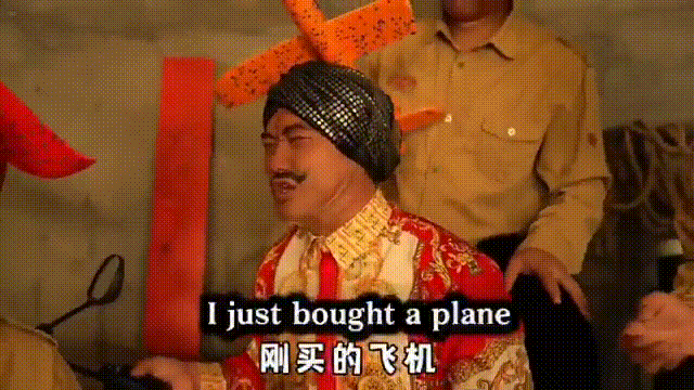河森正治，你喜欢的歌声，战争，美少女这不就来了。对了，勉强算还有可变形战斗机 ​