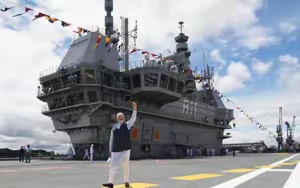 近日，一则令人震惊的消息再次引发全球关注：美国在委内瑞拉附近水域拦截了第三艘涉嫌