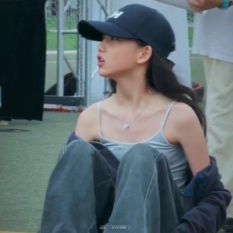 多妹颜值好惊艳多妹女版小黄磊 孙莉黄磊女儿多妹这么大了 