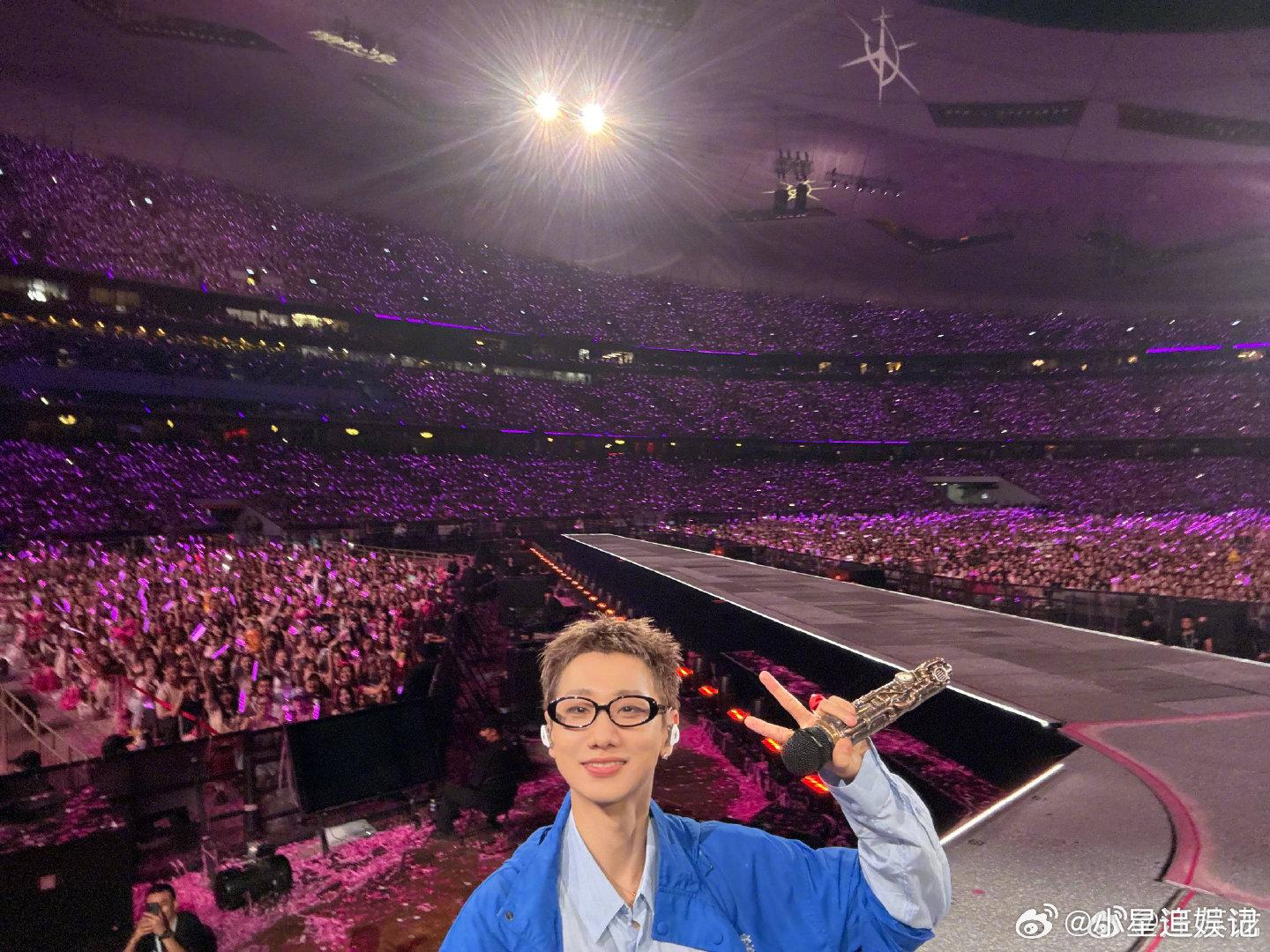 汪苏泷演唱会尺度特别大 别人演唱会的尺度是视觉冲击，汪苏泷的尺度主打心理预期，吊