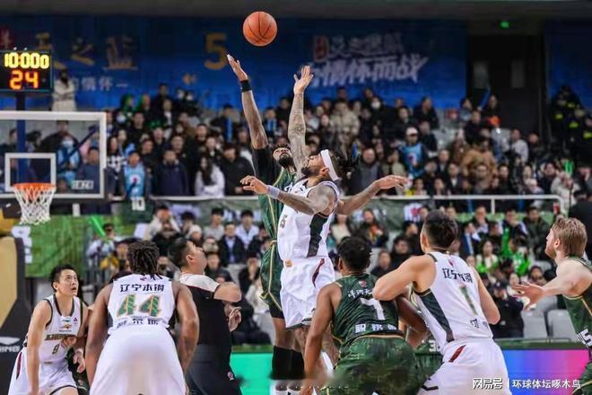 2025-2026赛季中国男子篮球职业联赛（CBA）常规赛第11轮迎来了一场焦点