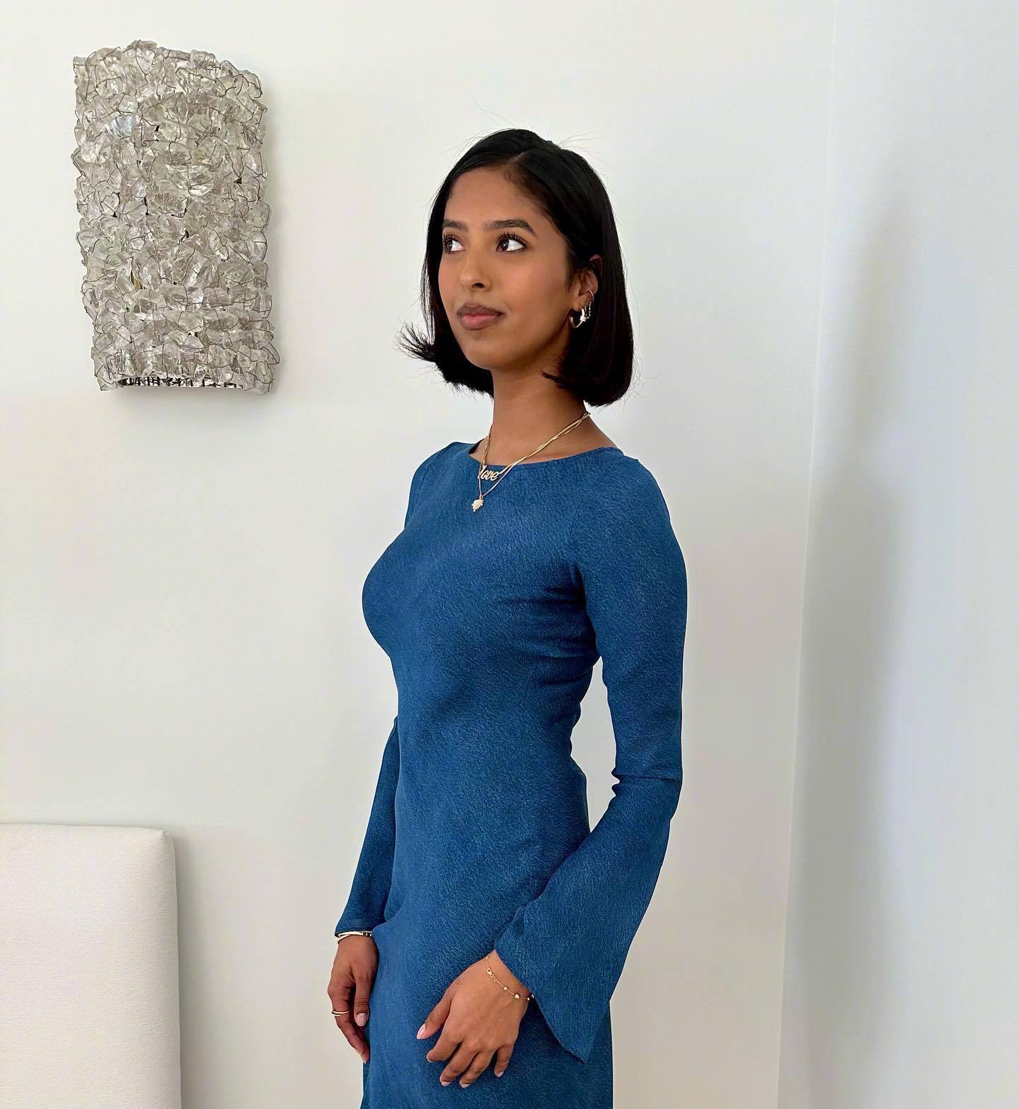 科比大女儿Natalia，瘦得头身不成比例了，这真的是瘦掉了一个自己！[微风] 